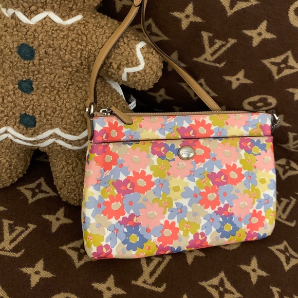 Coach Floral Crossbody Bag - Like New! - Picture 1 of 17